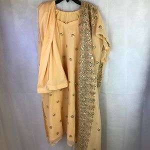 Sprinkle details embroidered women’s Large dress